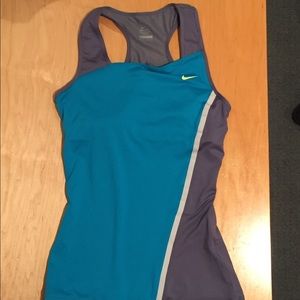 XS Nike turquoise/gray tennis tank